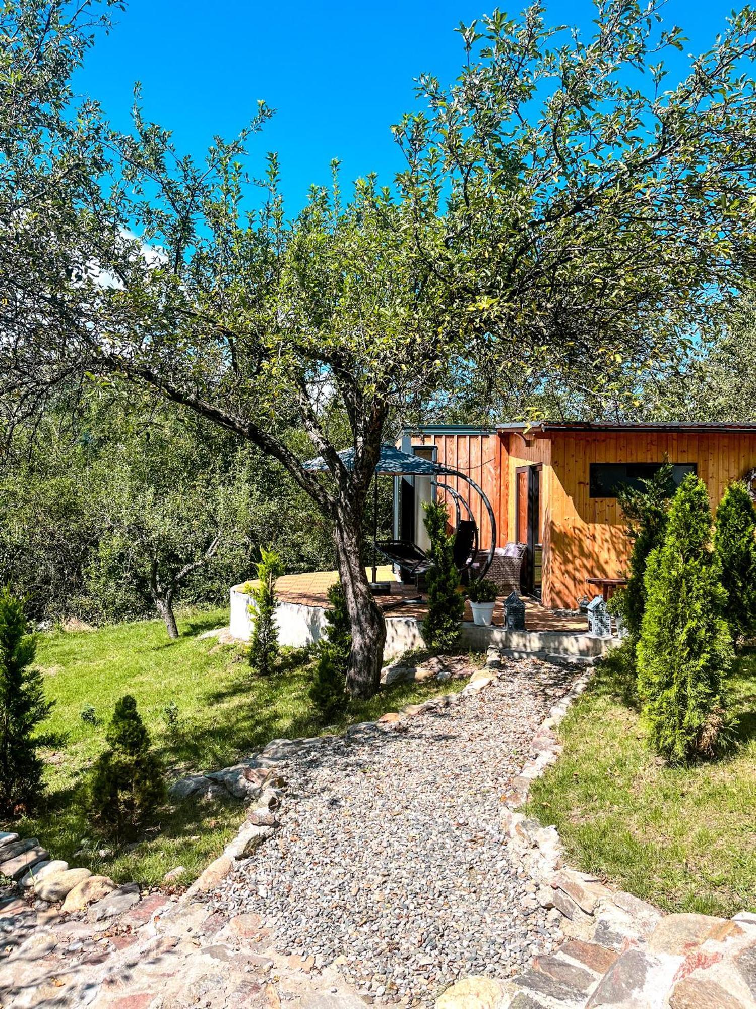 Elysian Fields - The Island Tiny House Bed & Breakfast Sadu Dış mekan fotoğraf
